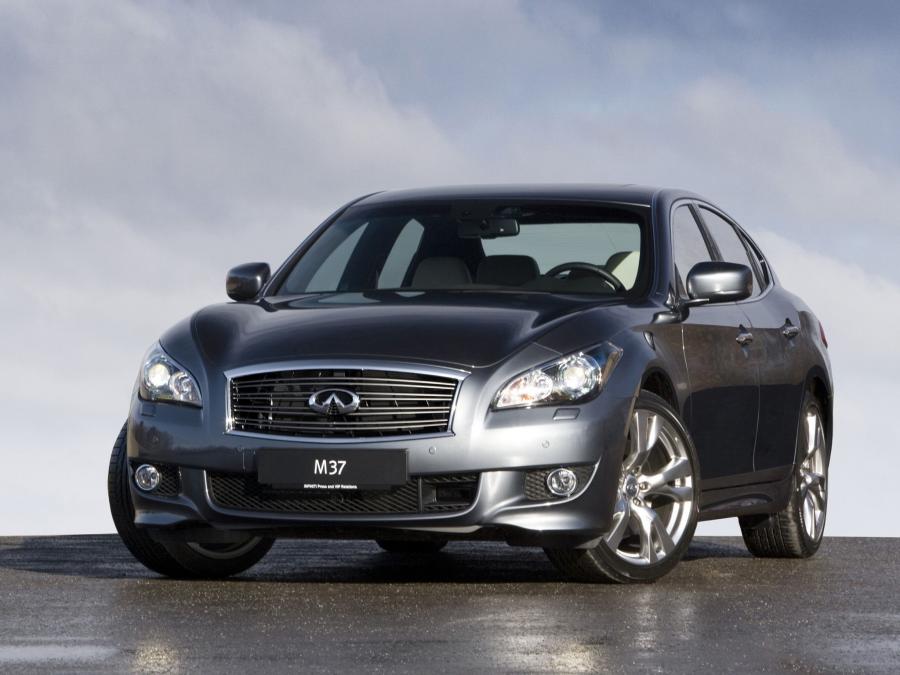  Infiniti M37 S 2010 года  (EU) (фото 7 из 25)